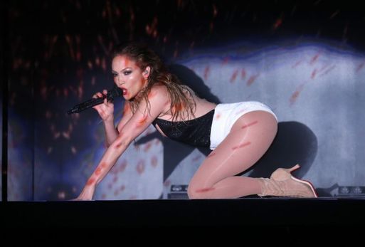 Jennifer Lopezová se předvedla v sexy pózách.