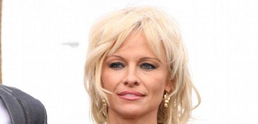 Pamela Andersonová je sexy za všech okolností.