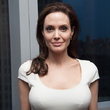Angelina Jolie si váží svých fanoušků.
