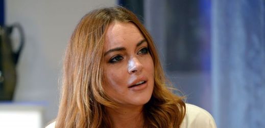 Lindsay Lohanová se pustila do dalšího soudního sporu.