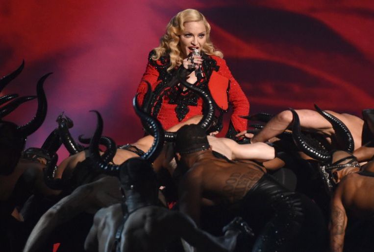 Madonna ovládla pódium.