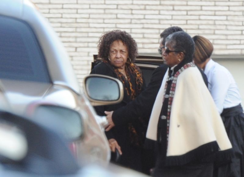Babička Cissy rozhodla vnučku odpojit od přístrojů v den výročí smrti Whitney.