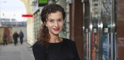 Máša ztvárnila jednu z hlavních rolí ve filmu Fotograf pojednávajícím o fotografu Janu Saudkovi.