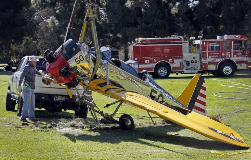Nehoda letadla, které pilotoval Harrison, vypadala hrozivě.