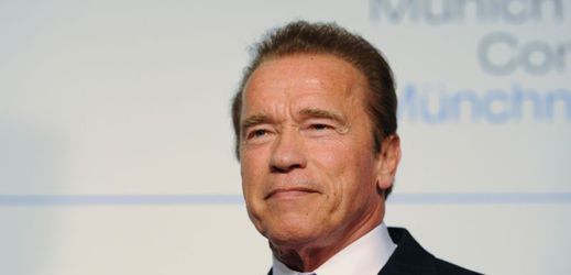 Arnold Schwarzenegger si zahrával se svým životem.