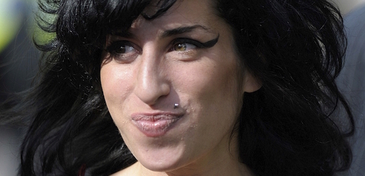 Amy Winehouseová zemřela v roce 2011.