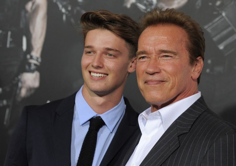 Arnold ze vztahu svého syna a Miley neměl velkou radost.