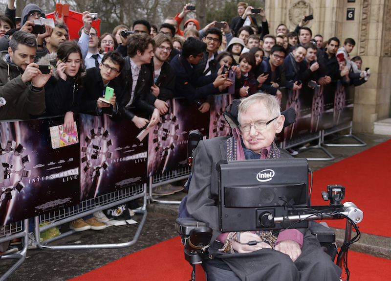 Stephen Hawking potvrdil, že i vědci mají smysl pro humor.
