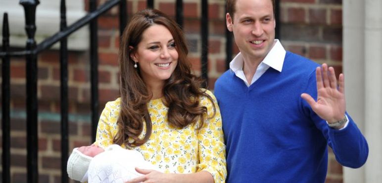 Kate a William se  stali podruhé rodiči.
