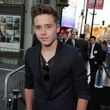 Brooklyn Beckham dospívá.