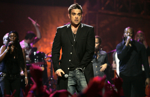 V minulostio si zazpívala i se světovou ikonou popové hudební scény Robbiem Williamsem.