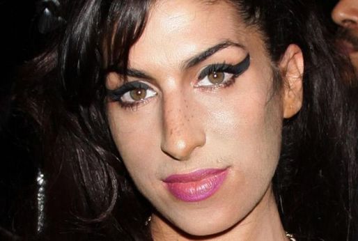 Amy Winehouseová byla prý těhotná.