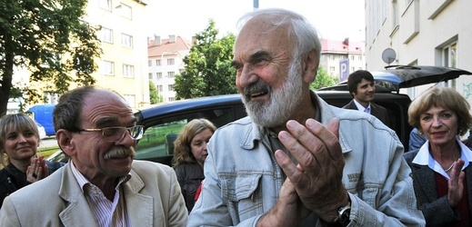 Jaroslav Uhlíř (vlevo) a Zdeněk Svěrák.