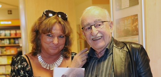 Juraj se svou partnerkou Martinou.