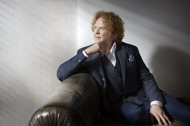 Frontman kapely Simply Red Mick Hucknall.