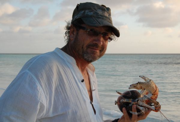 Steve Lichtag opět natočil neobyčejný film, tentokrát o atolu Aldabre.