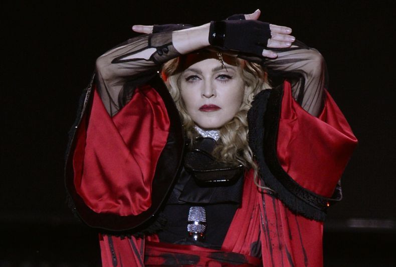 Madonna vždy brojila proti válkám a teď ji samotnou jedna čeká.