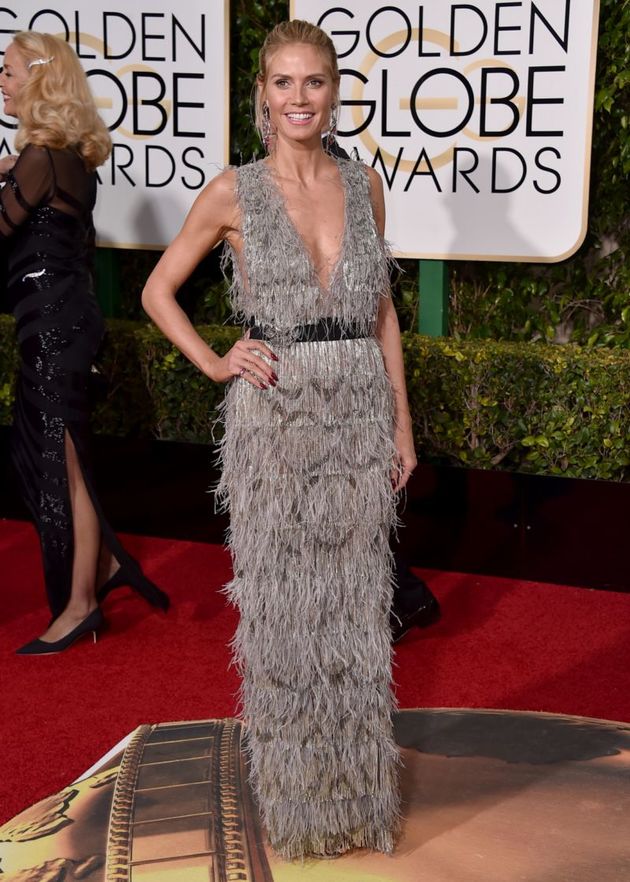 Heidi Klum oblékla stříbrné šaty Marchesa.