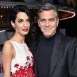 Amal a George Clooney si vyrazili do společnosti.