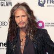 Steven Tyler se pochlubil krásnou a mladou přítelkyní.