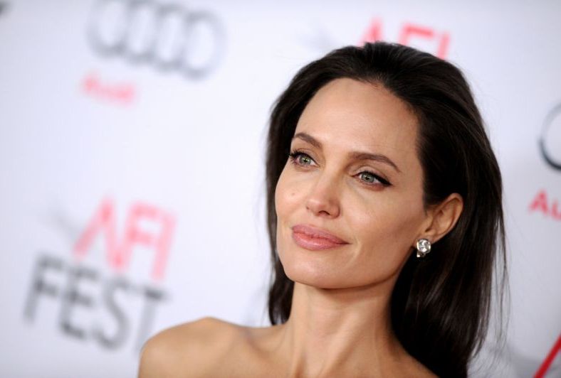 Angelina Jolie byla nahrazena.