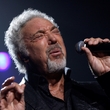 Tom Jones je zdrcený, zemřela jeho milovaná manželka Melinda.