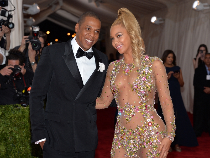 Fanoušci začali spekulovat, zda Jay-Z svoji ženu náhodou nepodvádí.