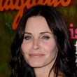 Courteney Cox se už konečně chystá do svatebních šatů.