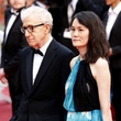 Woody Allen s manželkou Soon-Yi přicestovali na festival v Cannes.