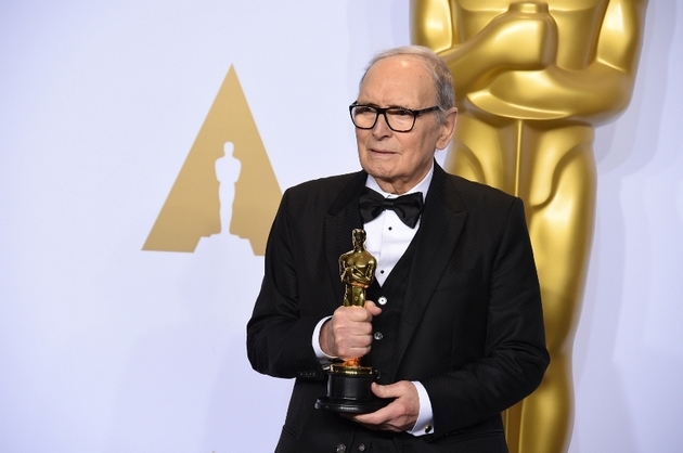Ennio Morricone letos převzal Oscara za celoživotní tvorbu.