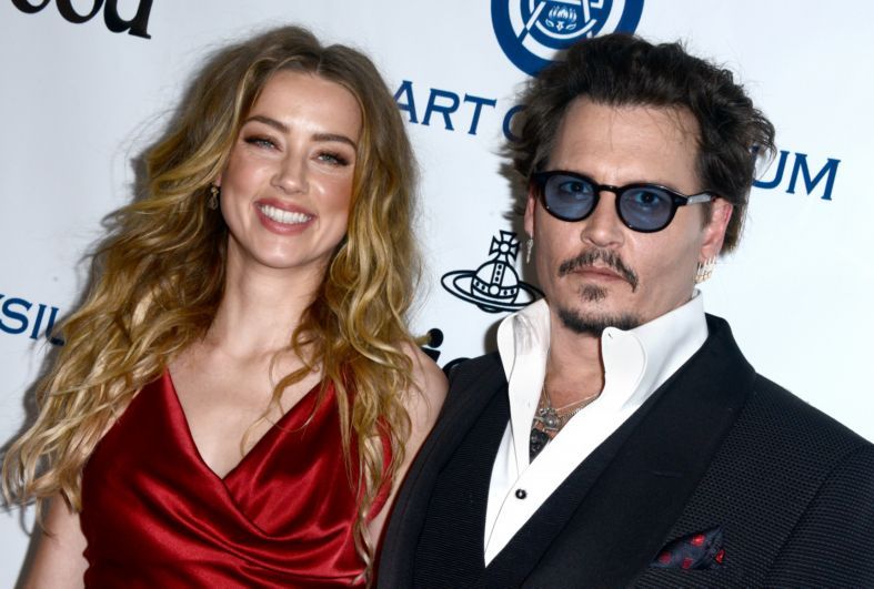 Johnny Depp a Amber Heard se rozvádí.