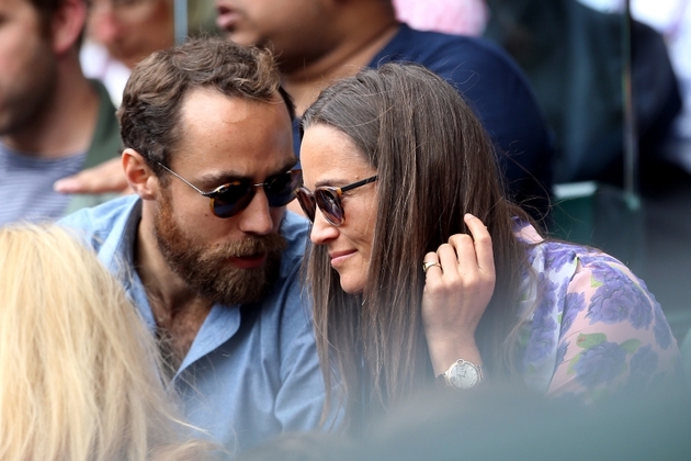 James Matthews a jeho snoubenka milují sport, tenisový turnaj ve Wimbledonu tak pro ně byl povinností.