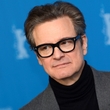 Colin Firth na sobě pozoruje známky stárnutí, navenek však vypadá stále stejně.