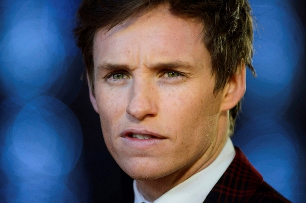 Eddie Redmayne je hvězdou snímku Fantastická zvířata a kde je najít, na roli se důkladně připravoval.