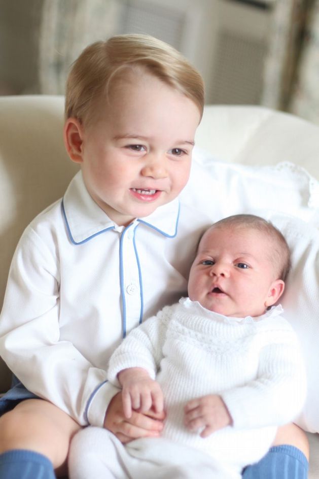 Pro své děti prince George a princeznu Charlotte mají rodiče velké překvapení.