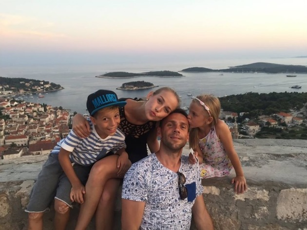 Před časem vzal Roman Vojtek svou dceru Editku s novou přítelkyní na dovolenou do Chorvatska.