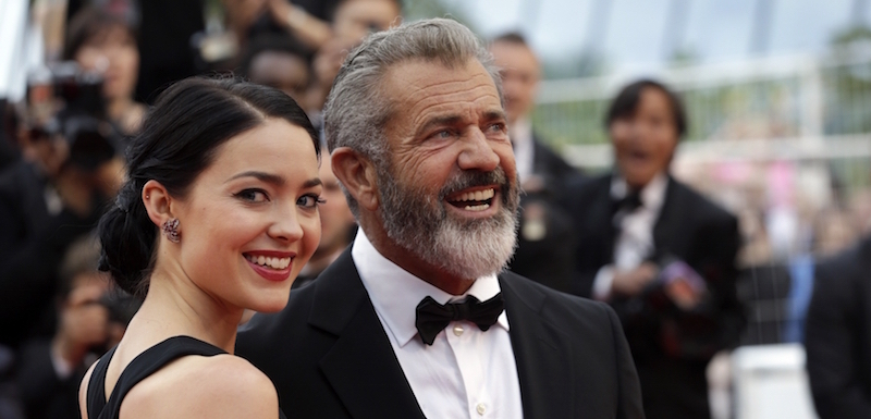 Mel Gibson a jeho přítelkyně Rosalind čekají dítě.