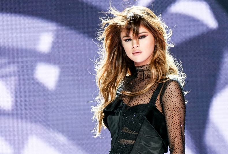 Zpěvačka Selena Gomez skončila na psychiatrii.