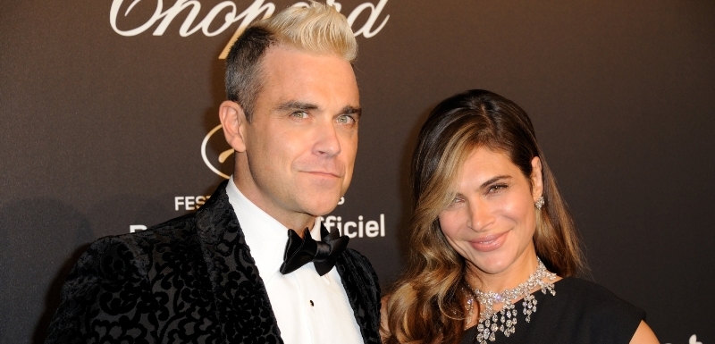 Robbie Williams s manželkou Aydou Field.