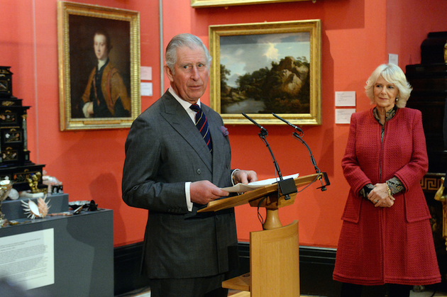 Princ Charles navštívil univerzitu v Cambridge.