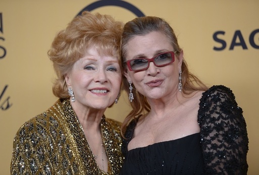 Debbie Reynolds a Carrie Fisher.