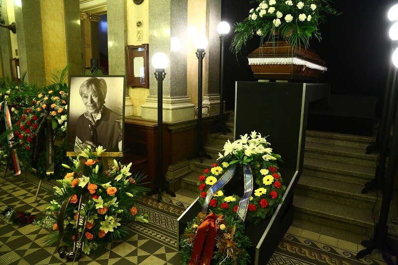 Pohřeb Luby Skořepové probíhal na chodbě.