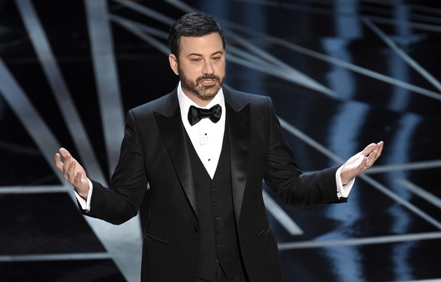 Moderátor Jimmy Kimmel udělal z kulturní události politickou show. 