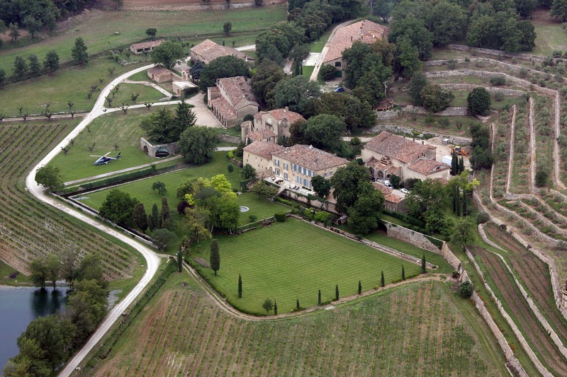 Luxusní zámek Miraval se nachází v jižní Francii. 