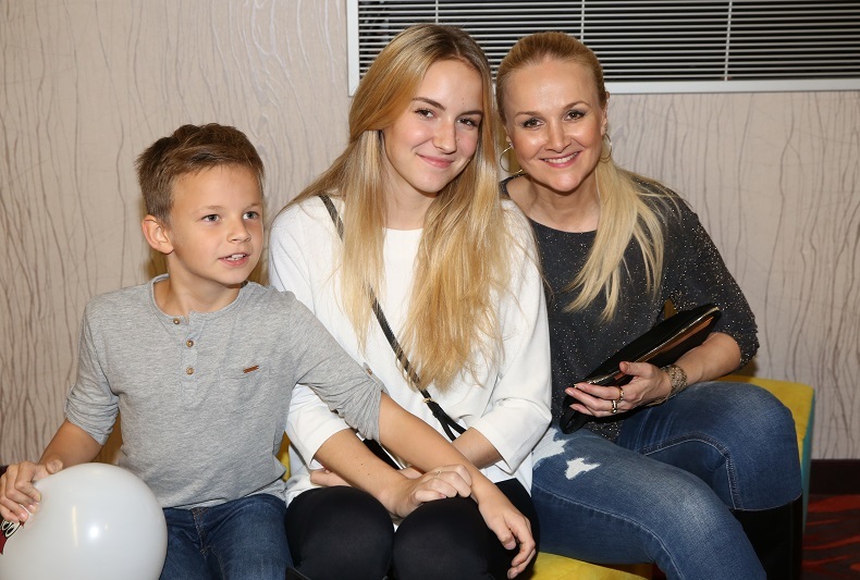 Linda Finková s dcerou Viktorií a synem Matyášem.
