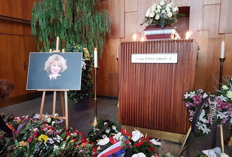 Pohřeb Věry Špinarové.