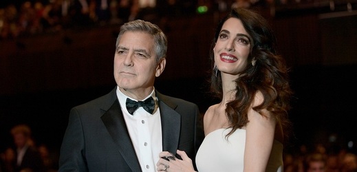 George Clooney s manželkou Amal.