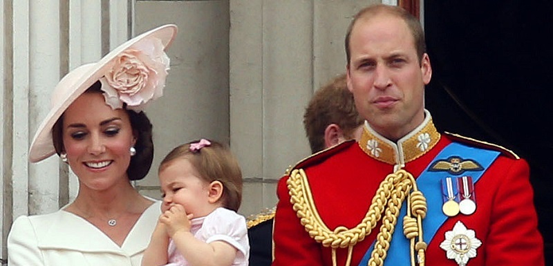 William a Kate se svými potomky.