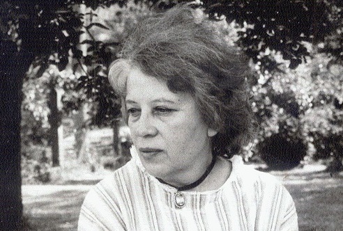 V 89 letech zemřela spisovatelka a ilustrátorka pohádkových knížek Olga Hejná (na snímku z roku 1982).