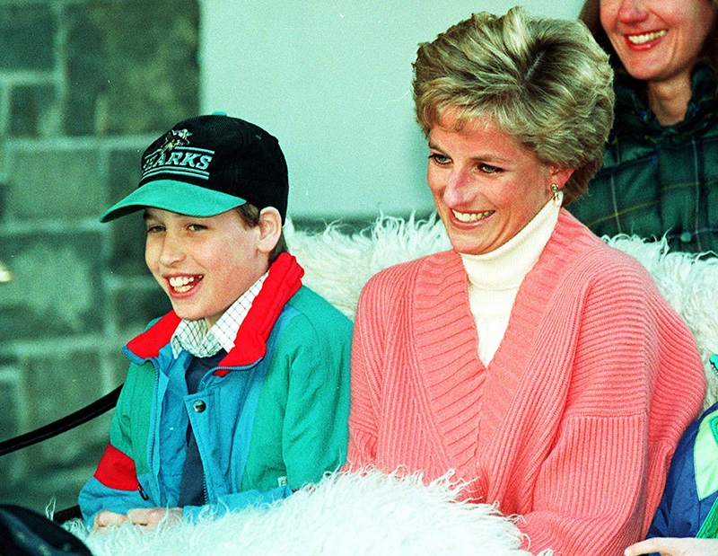 Malý William s maminkou v roce 1994.
